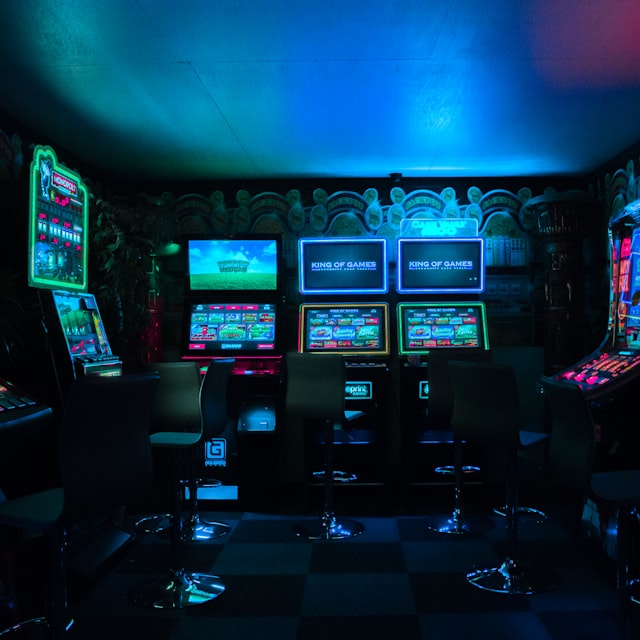 Cyber Realm: Collector's Edition
